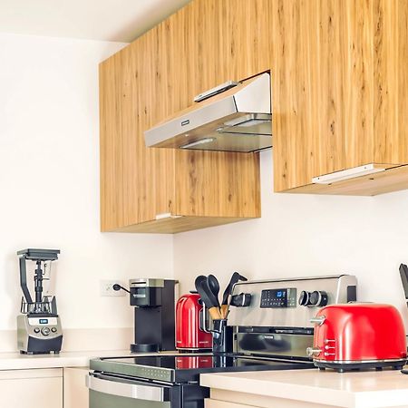 Entire Beautiful Condo With Rooftop Pool And Gym San Salvador Ngoại thất bức ảnh